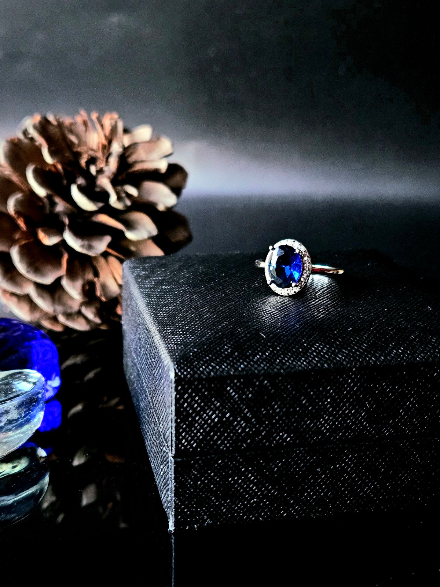 Sterling silver ring 925, medium size Oval shaped Blue Sapphire stone and zirconia all lined with Zirconia frame