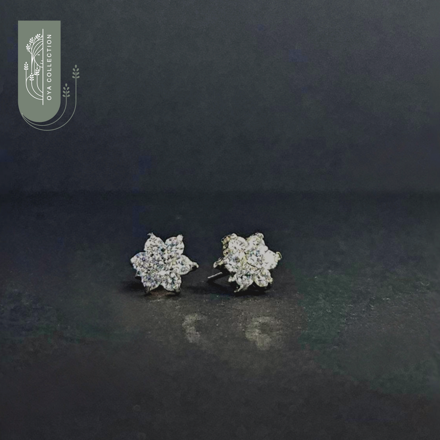 Small Flower Shaped Zirconia Earrings